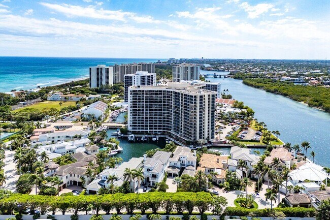 Building Photo - 4740 S Ocean Blvd