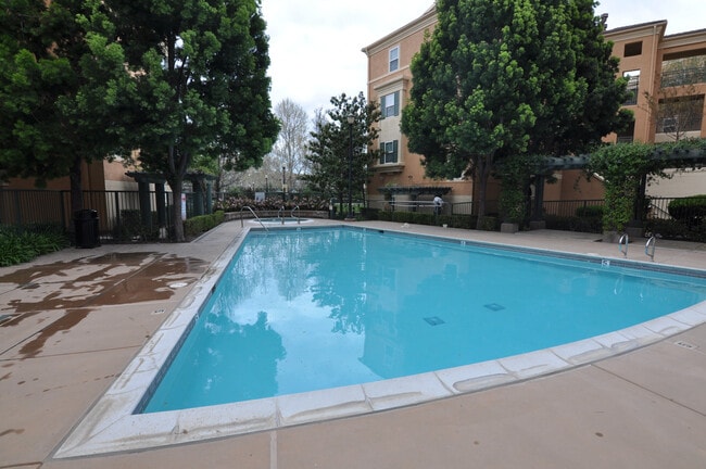 Building Photo - 1390 Saddle Rack St