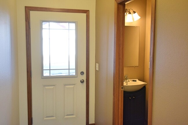 Building Photo - Indigo Crossing Townhomes