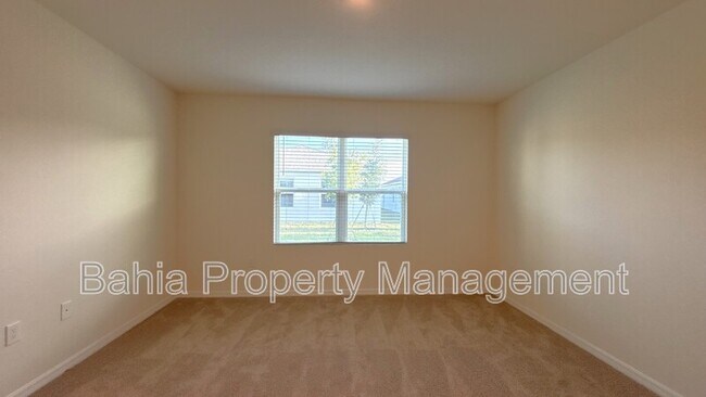 Building Photo - 1516 Ellesmere Ave