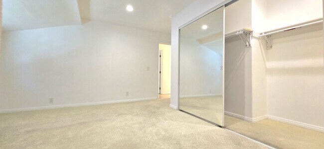 Building Photo - 9222 De Adalena St
