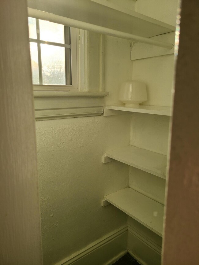 Building Photo - 3214 Forest Hill Ave NW