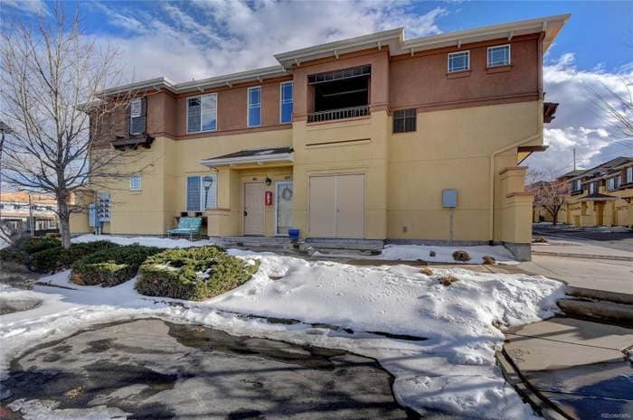 Building Photo - 837 E 98th Ave