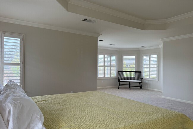 Building Photo - 1876 Heritage Way