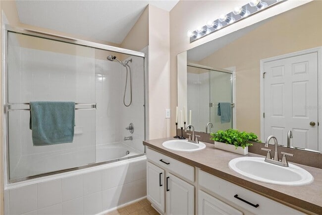 Building Photo - 8804 Danforth Dr