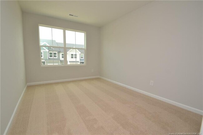 Building Photo - 1226 Bessie Ct