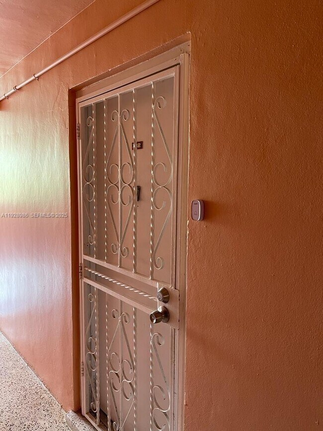 Building Photo - 505 NW 72nd Ave