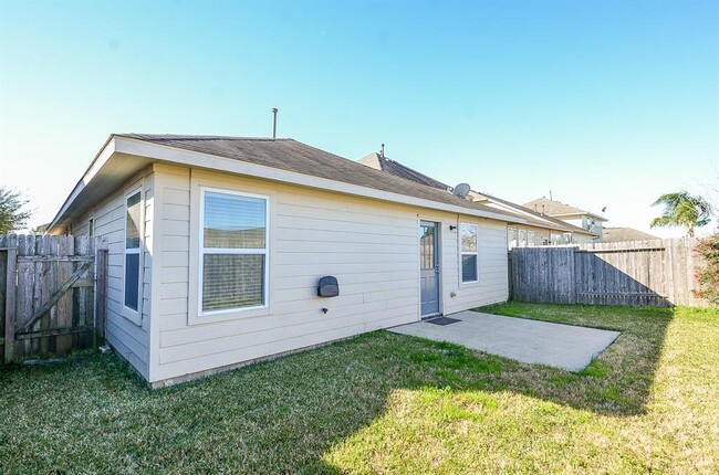 Building Photo - 19018 Walbrook Meadows Ln