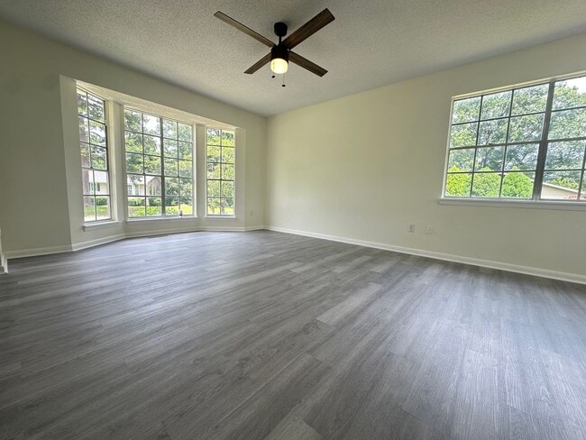 Building Photo - Home for rent in Gardendale