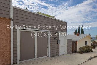 Building Photo - 2716 Medlow Ave