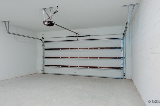 Building Photo - 1481 Brentwood Dr