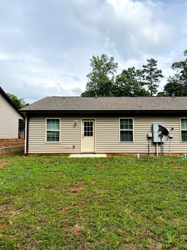 Building Photo - 291 Dobson Rd