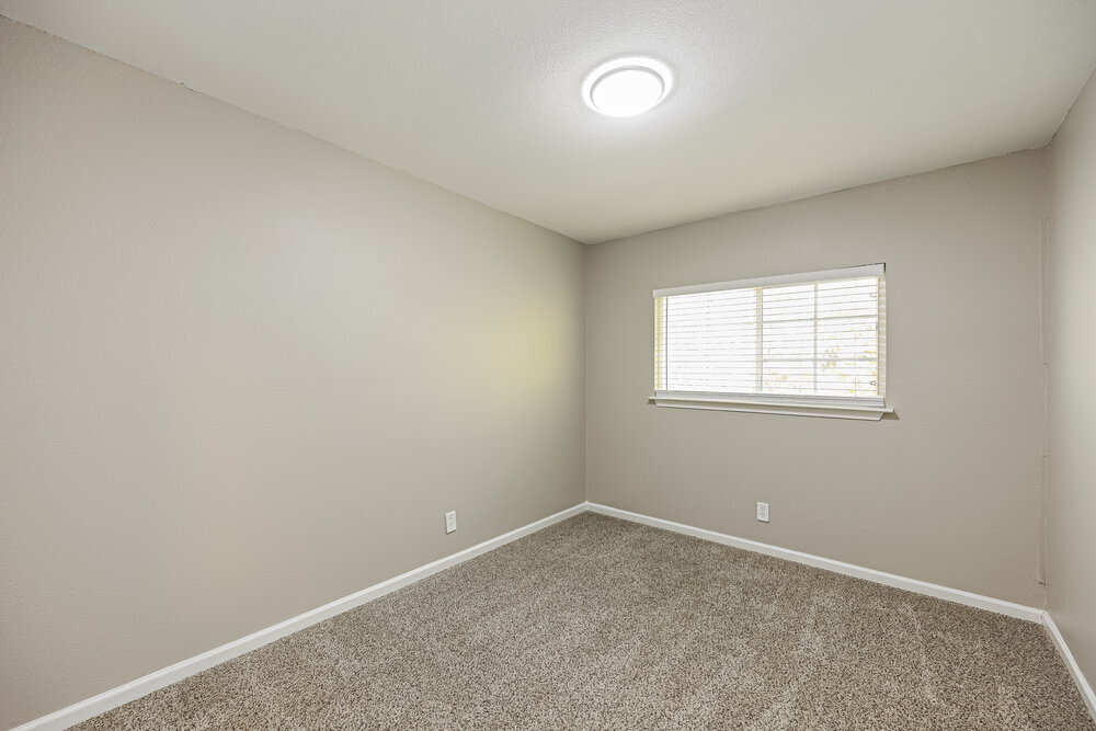Building Photo - 4234 Sunrise Cove Dr
