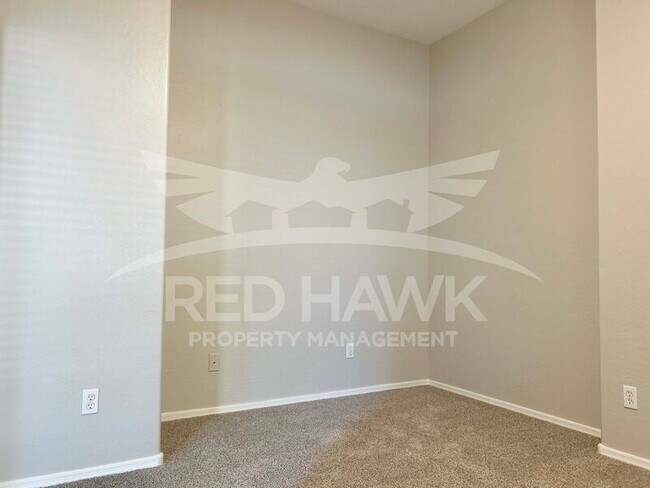 Building Photo - 889 E Leo Pl