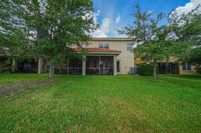 Building Photo - 5 BR 4 BA Home in Cory Lake Isles