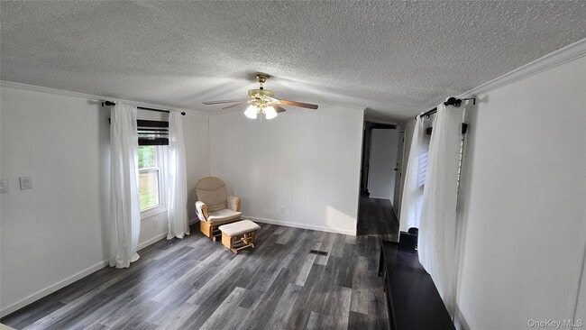 Building Photo - 841 Sandman Pl