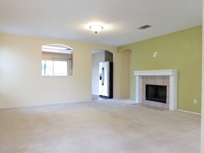 Building Photo - 17518 Wiseman Dr