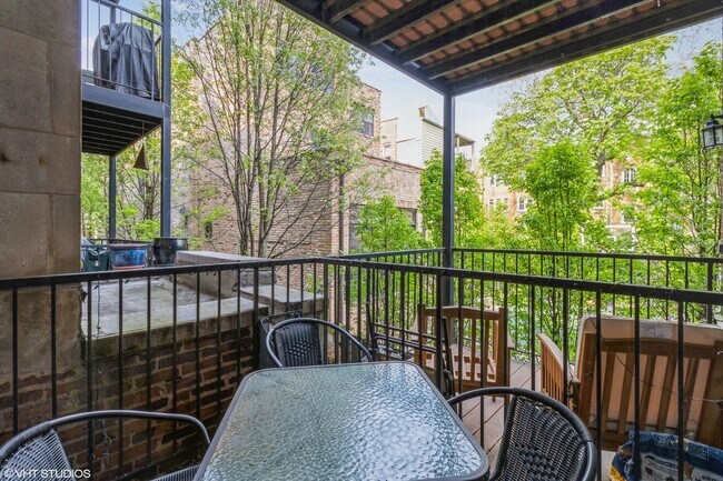 Building Photo - 627 W Arlington Pl
