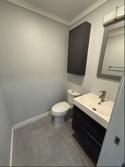 Building Photo - 112 Watters Dr