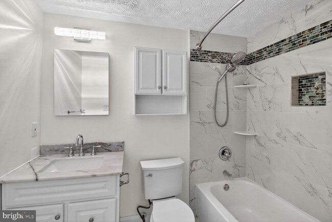 Building Photo - 3633 Dry Creek Ct