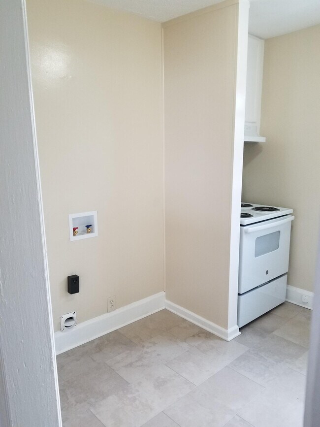 Building Photo - 111 South St