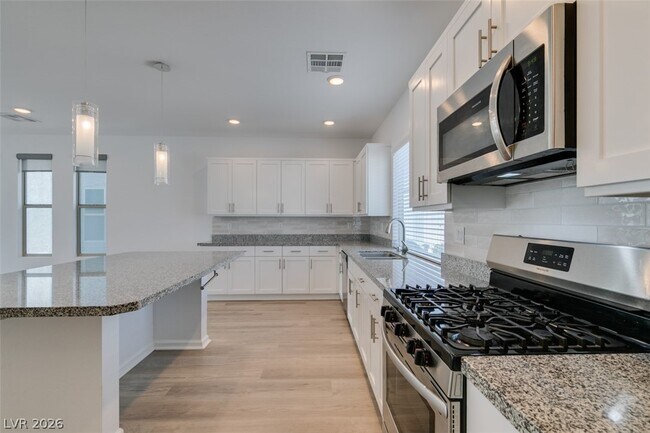 Building Photo - 8048 Haywood Estate Ave