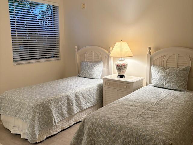 Building Photo - 16870 Island Cove Dr
