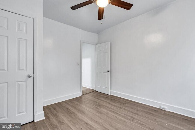 Building Photo - 3027 Walbrook Ave