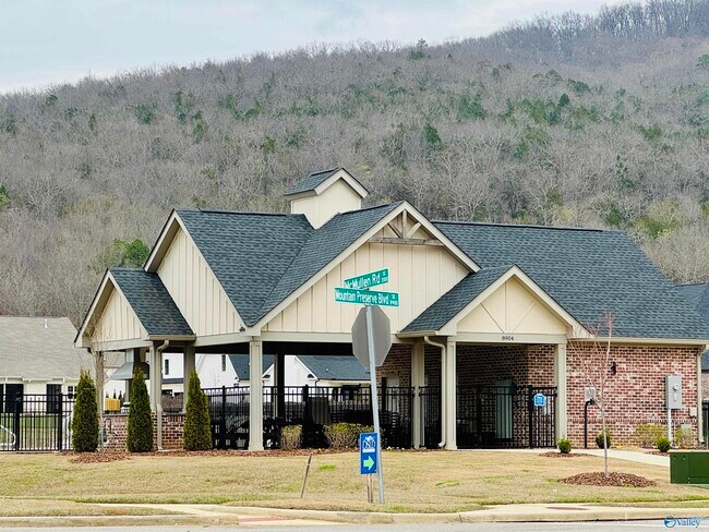 Building Photo - 9071 Mountain Preserve Blvd SE