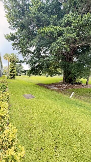 Building Photo - 4031 N Cypress Dr