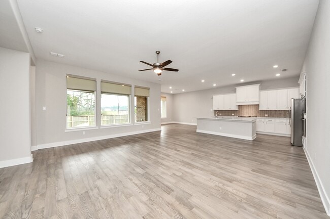 Building Photo - 24815 Pavonia Lake Ln