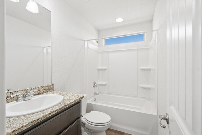 Building Photo - 6910 Kate Reed Dr