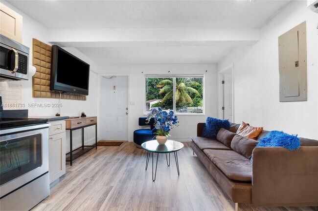 Building Photo - 1850 NW 92nd St