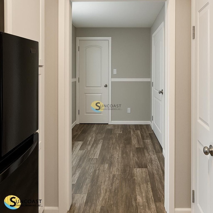 Building Photo - 6568 Coolidge St