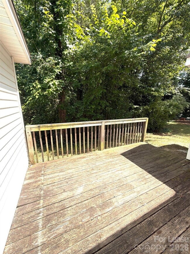 Building Photo - 9329 Kendall Dr