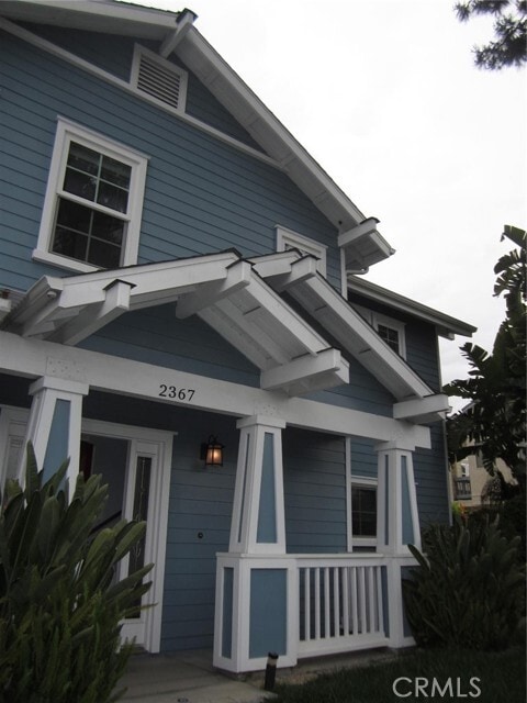 Building Photo - 2367 Elden Ave
