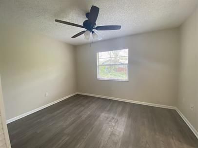 Building Photo - 2772 63rd Terrace N