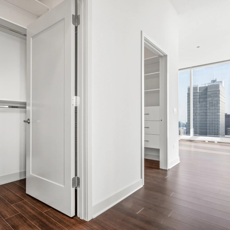 Building Photo - 281 W Wolf Point Plaza