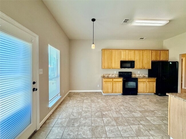 Building Photo - 1412 La Mirada