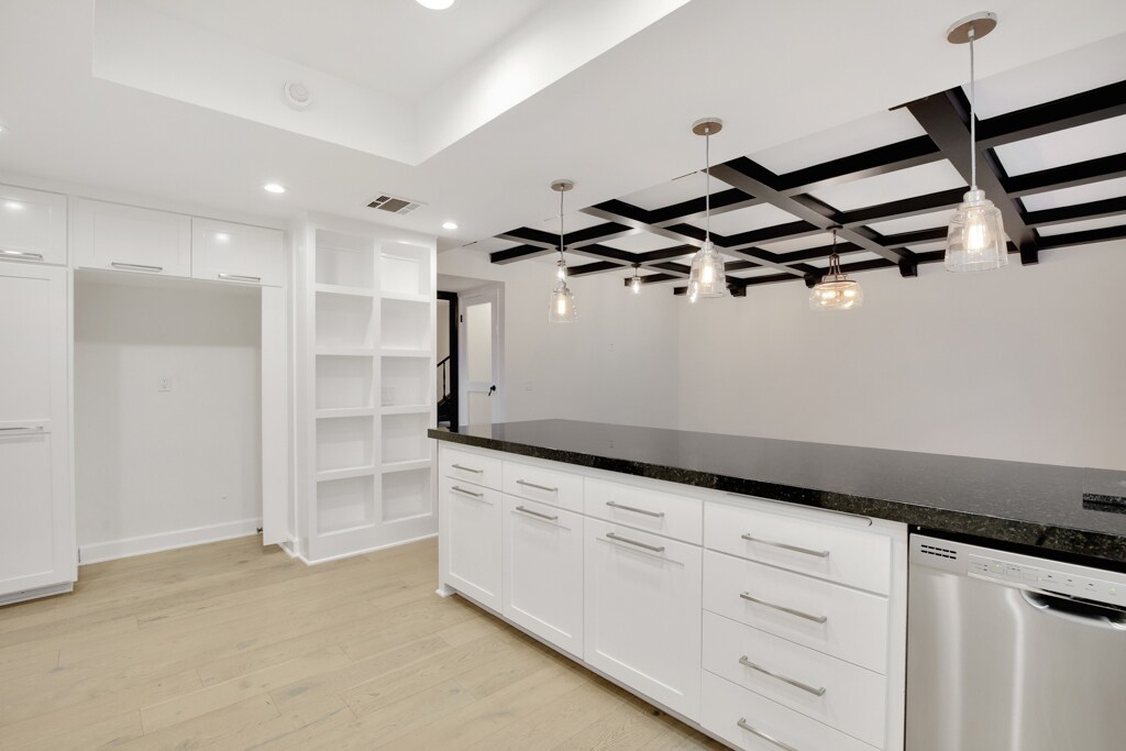 Building Photo - 23450 Park Hermosa