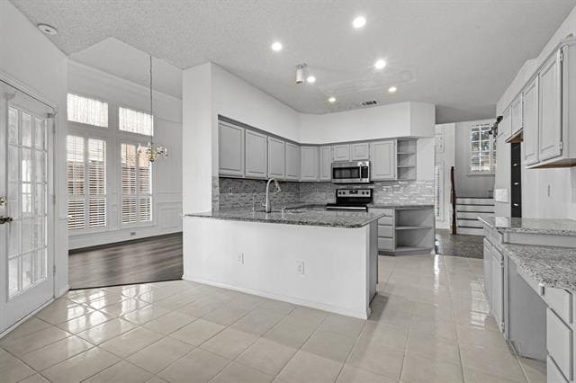 Building Photo - 619 Allen Rd