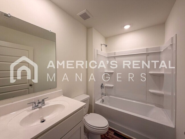 Building Photo - Move-in Special! New Construction Home for Rent in Tuscaloosa, AL! Sign a 13-month lease by 4/15/...