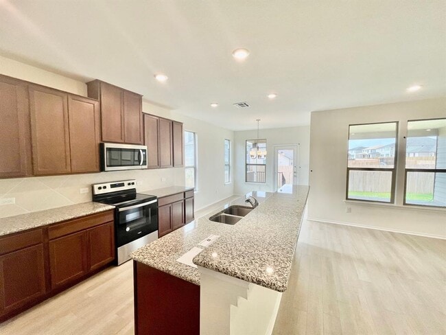 Building Photo - 163 McGinnis Trl