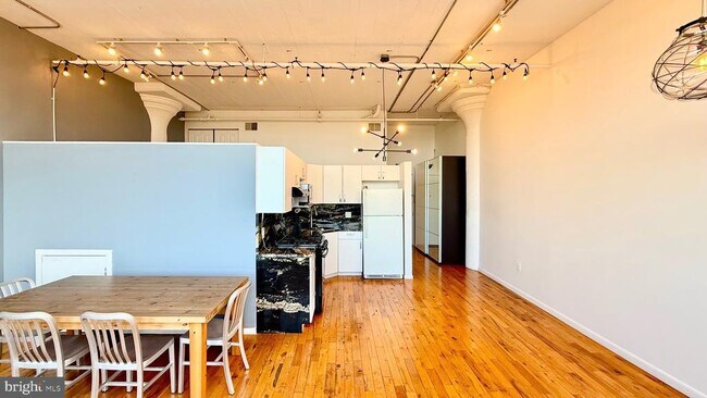 Building Photo - 314 N 12th St