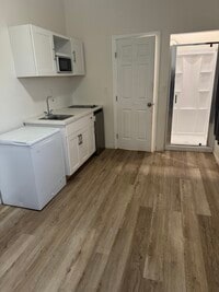 Building Photo - 5171 Olvera Ave