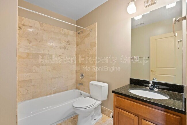 Building Photo - 4244 Chouteau Ave