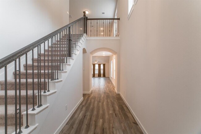 Building Photo - 7397 Mount Greylock Lp