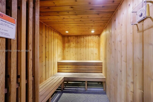 Building Photo - 400 SW 134th Way