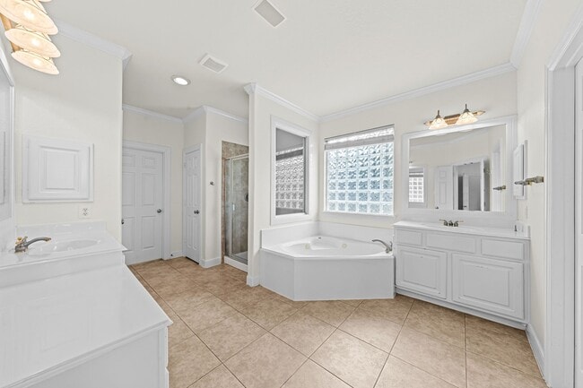 Building Photo - 6118 Durango Bay Ln