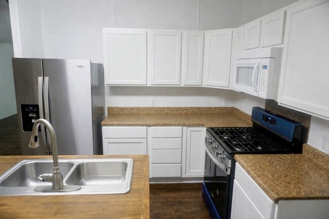 Building Photo - 26331 Pinion Creek Rd